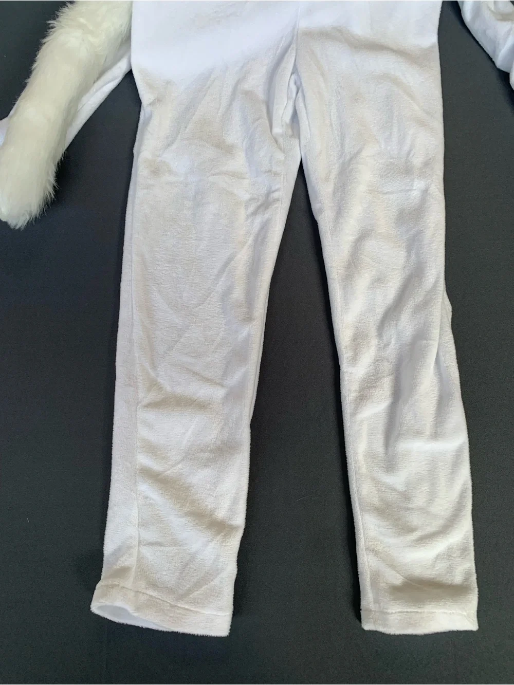 Kids White Cat Costume Jumpsuit with Paw Gloves Tail Hood and Shoe Covers Size M